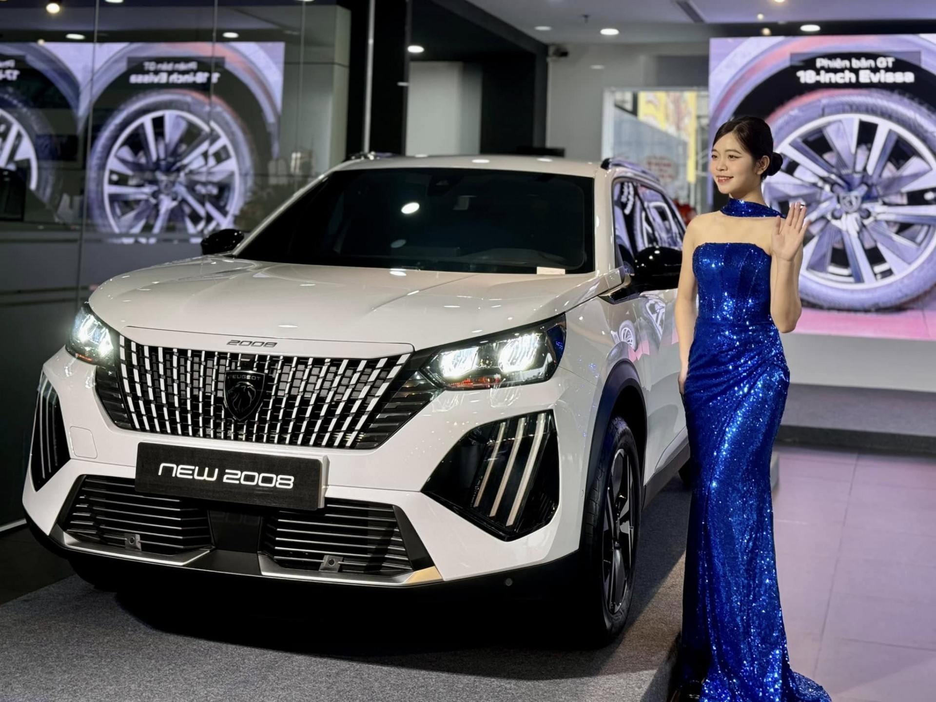 New Peugeot 2008 ra mắt, lột xác thiết kế, thêm công nghệ, giá dự đoán từ 800 triệu đồng? New Peugeot 2008 ra mắt, lột xác thiết kế, thêm công nghệ, giá dự đoán từ 800 triệu đồng?