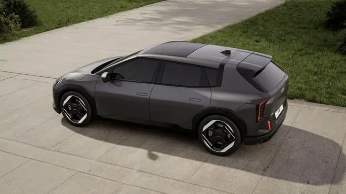 Kia EV4 ra mắt sắp tới: Đẹp ấn tượng, có cả phiên bản sedan và hatchback, nhưng dáng như xe gầm cao Kia EV4 ra mắt sắp tới: Đẹp ấn tượng, có cả phiên bản sedan và hatchback, nhưng dáng như xe gầm cao