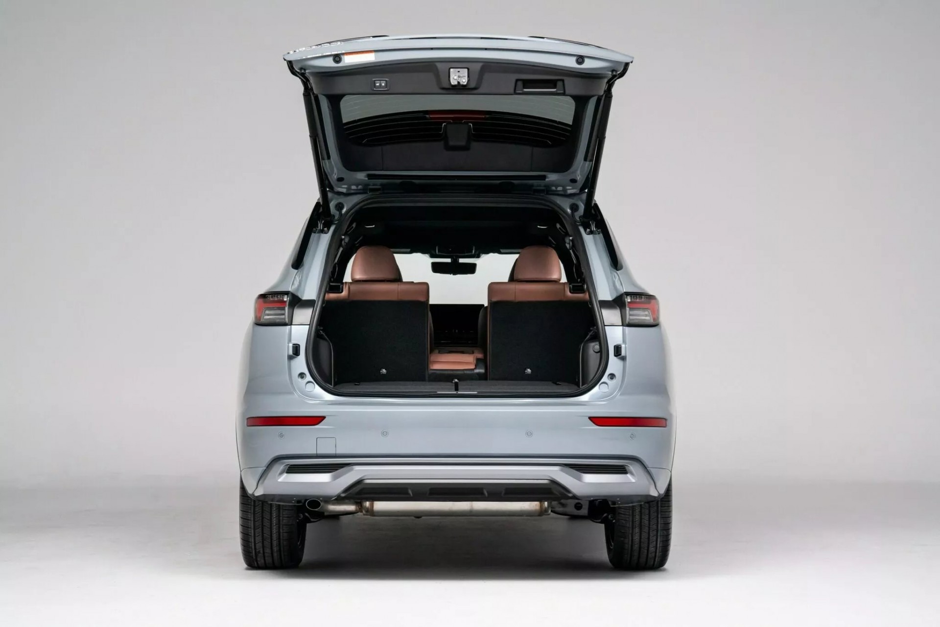 Mitsubishi Outlander 2025: Sự lột xác của dòng SUV Nhật Bản Mitsubishi Outlander 2025: Sự lột xác của dòng SUV Nhật Bản