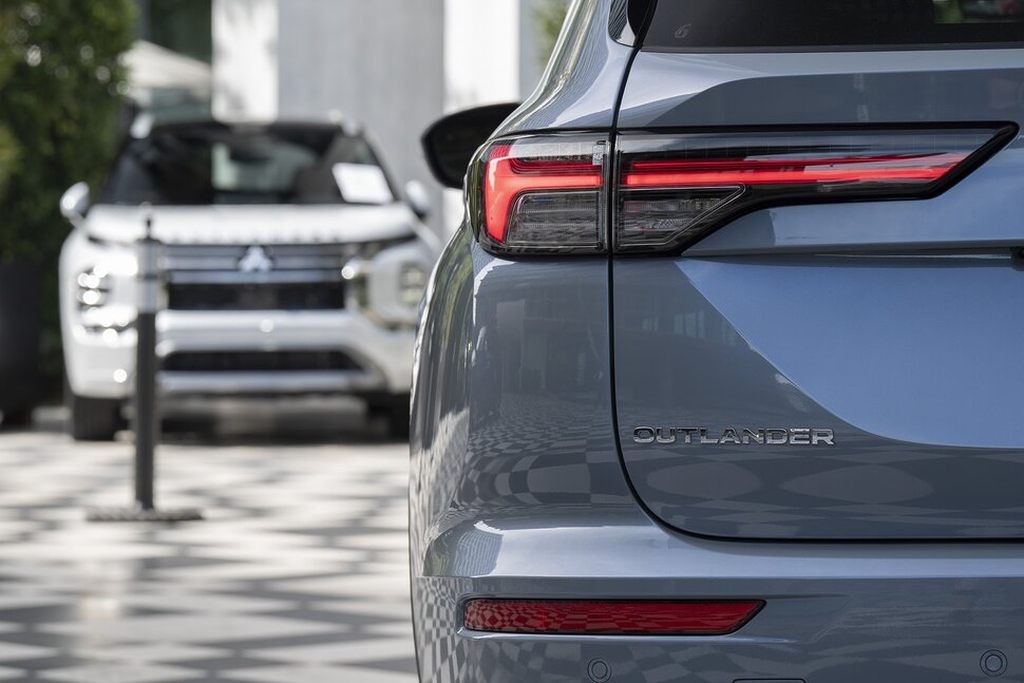 Mitsubishi Outlander 2025: Sự lột xác của dòng SUV Nhật Bản Mitsubishi Outlander 2025: Sự lột xác của dòng SUV Nhật Bản
