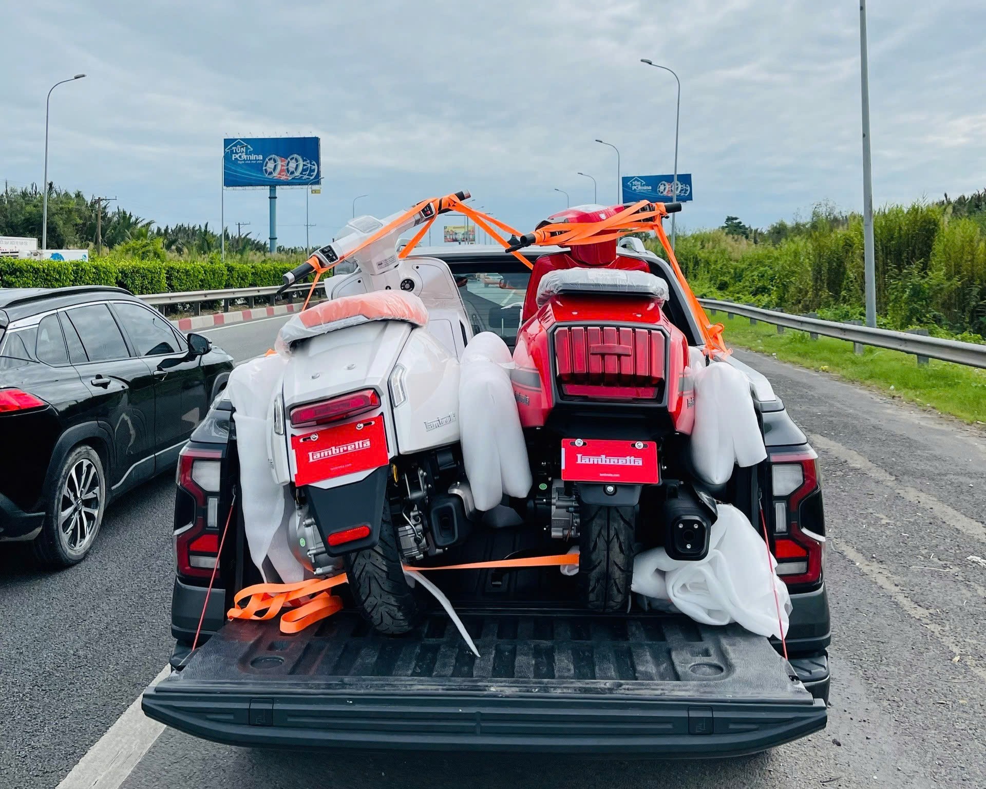 Bắt gặp bộ đôi Lambretta sắp được phân phối chính hãng tại Việt Nam Bắt gặp bộ đôi Lambretta sắp được phân phối chính hãng tại Việt Nam