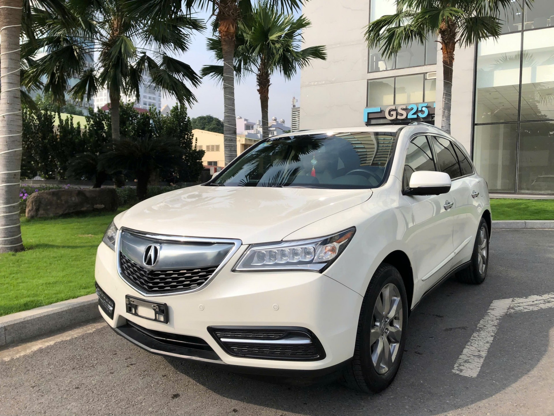 Acura MDX 2013, SUV độc lạ với giá chỉ 1,28 tỷ đồng tại Việt Nam Acura MDX 2013, SUV độc lạ với giá chỉ 1,28 tỷ đồng tại Việt Nam