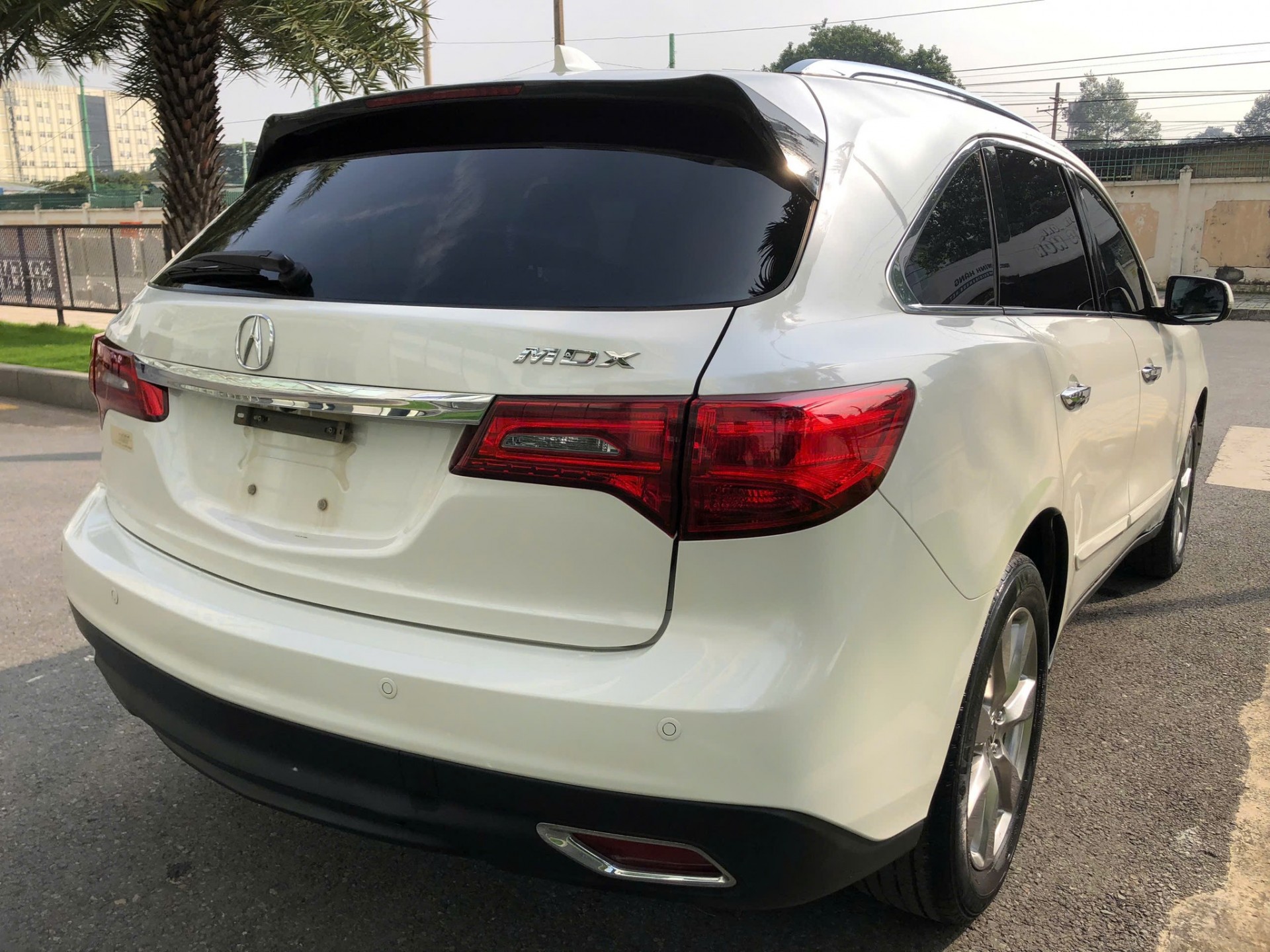 Acura MDX 2013, SUV độc lạ với giá chỉ 1,28 tỷ đồng tại Việt Nam Acura MDX 2013, SUV độc lạ với giá chỉ 1,28 tỷ đồng tại Việt Nam