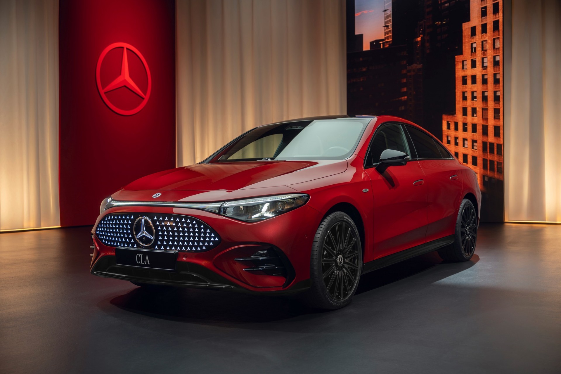 Mercedes-Benz CLA chốt lịch bán ở Việt Nam, dự kiến có mức giá dưới 1,7 tỷ đồng Mercedes-Benz CLA chốt lịch bán ở Việt Nam, dự kiến có mức giá dưới 1,7 tỷ đồng