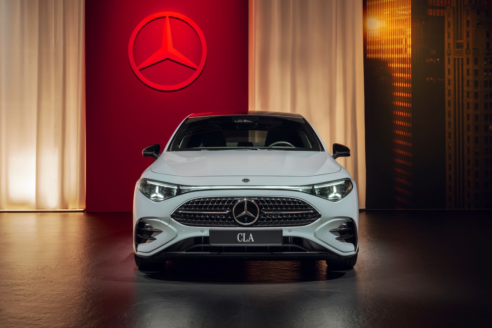 Mercedes-Benz CLA 2025 ra mắt bản thuần điện, sạc nhanh 10 phút được 325km Mercedes-Benz CLA 2025 ra mắt bản thuần điện, sạc nhanh 10 phút được 325km