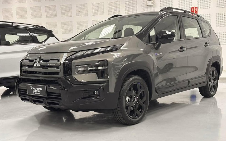 Cận cảnh bộ trang bị thể thao dành cho Mitsubishi Xpander HEV Cận cảnh bộ trang bị thể thao dành cho Mitsubishi Xpander HEV