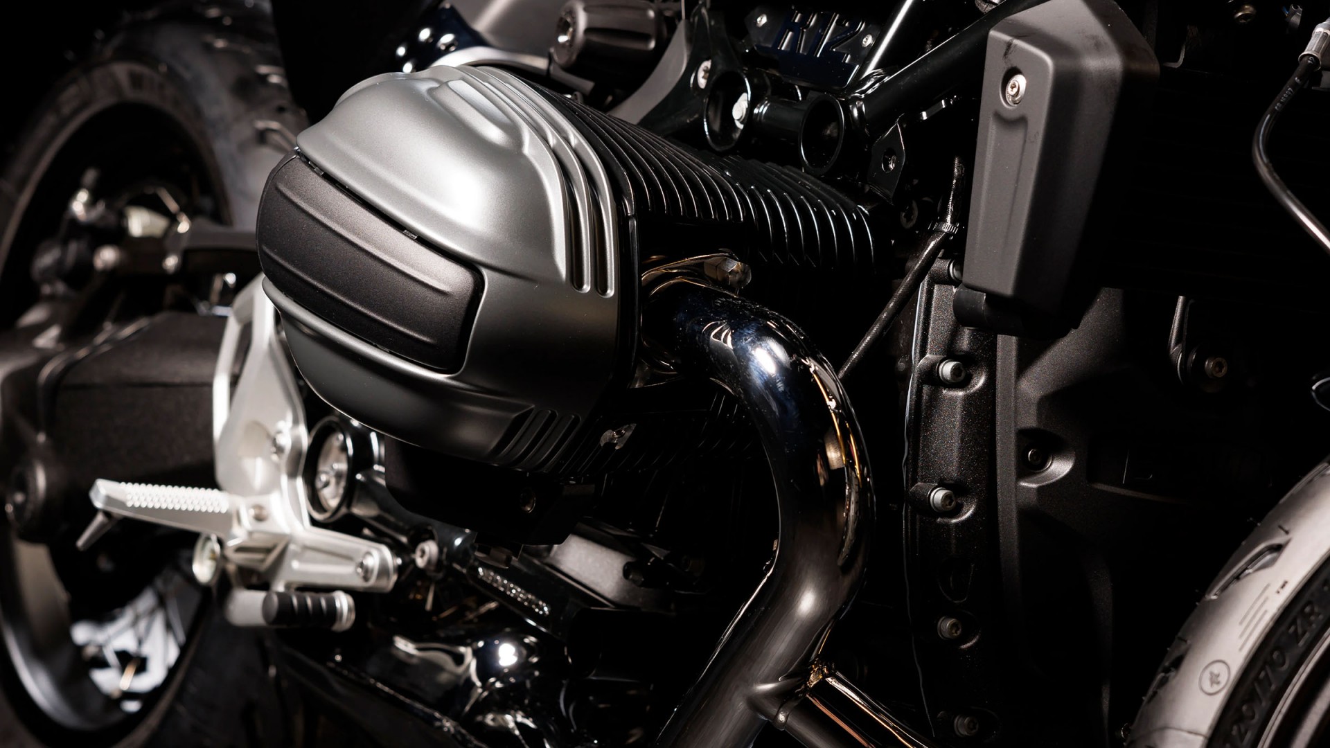 Mô tô cổ điển BMW R 12 nineT nhận đặt hàng với mức giá tương đương Kia Seltos Mô tô cổ điển BMW R 12 nineT nhận đặt hàng với mức giá tương đương Kia Seltos