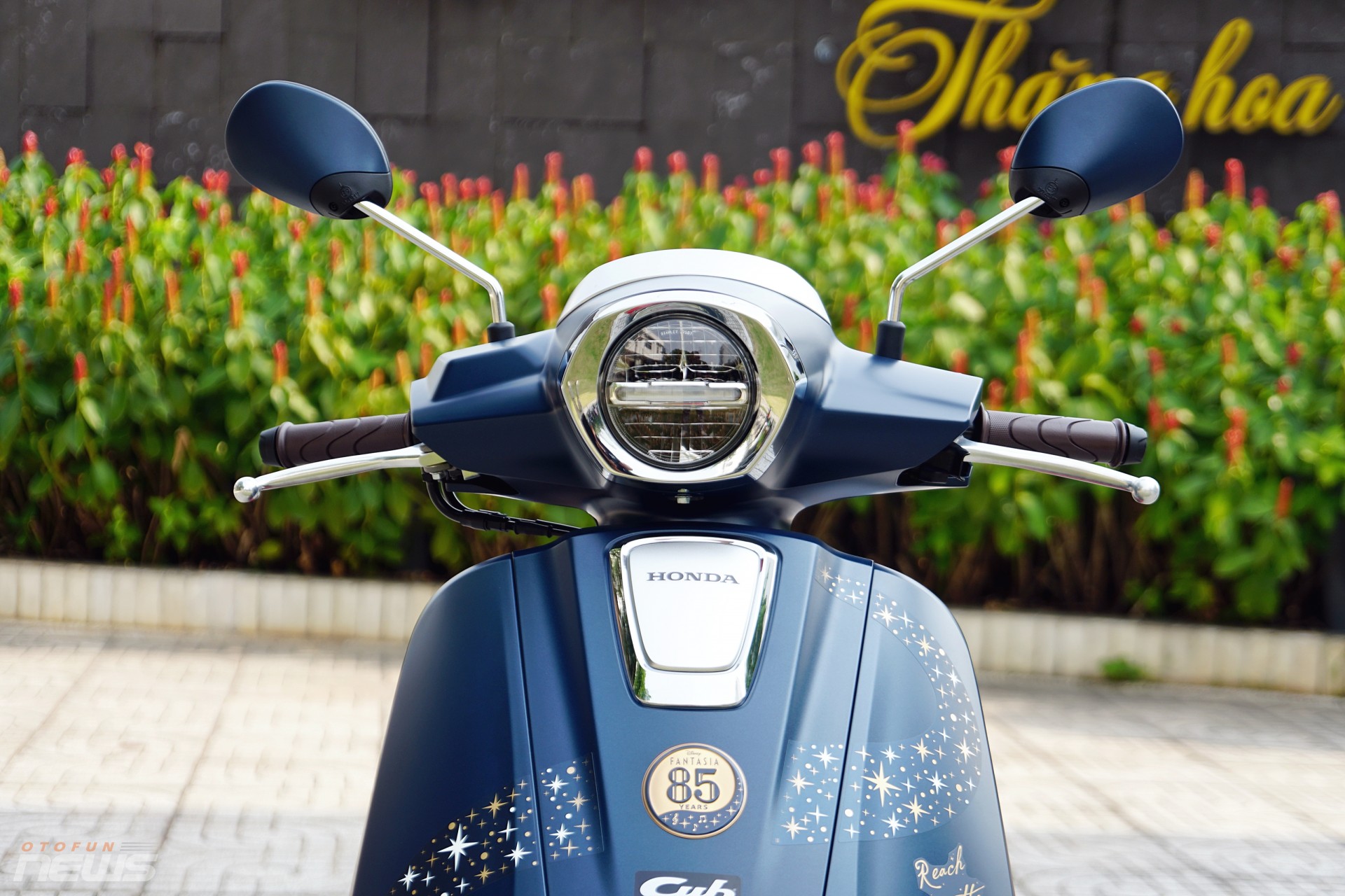 Honda Giorno+ Disney xuất hiện tại Việt Nam với số lượng chỉ 10 chiếc Honda Giorno+ Disney xuất hiện tại Việt Nam với số lượng chỉ 10 chiếc