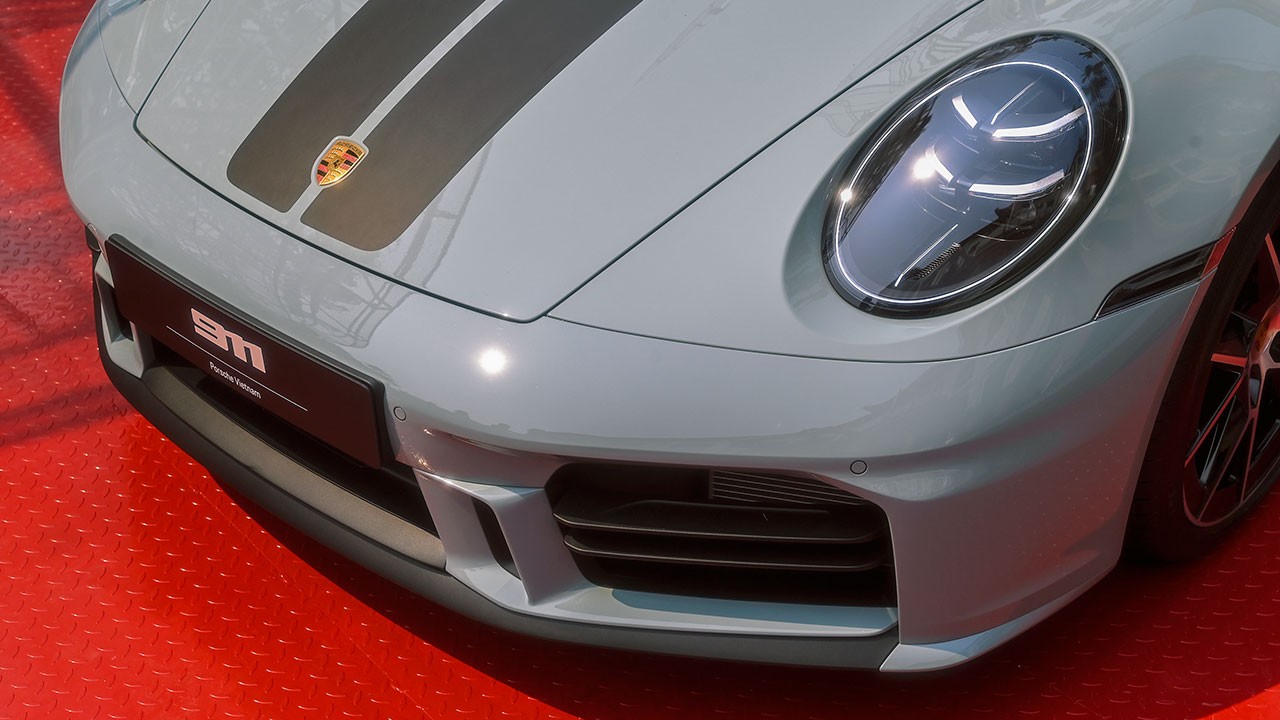 Triển lãm Porsche 911 - The one and always Triển lãm Porsche 911 - The one and always