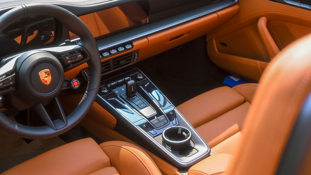 Triển lãm Porsche 911 - The one and always Triển lãm Porsche 911 - The one and always