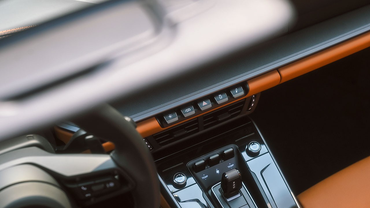 Triển lãm Porsche 911 - The one and always Triển lãm Porsche 911 - The one and always