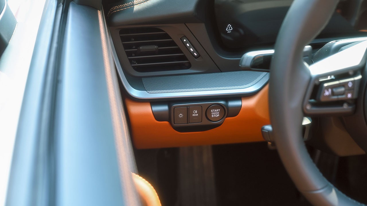 Triển lãm Porsche 911 - The one and always Triển lãm Porsche 911 - The one and always