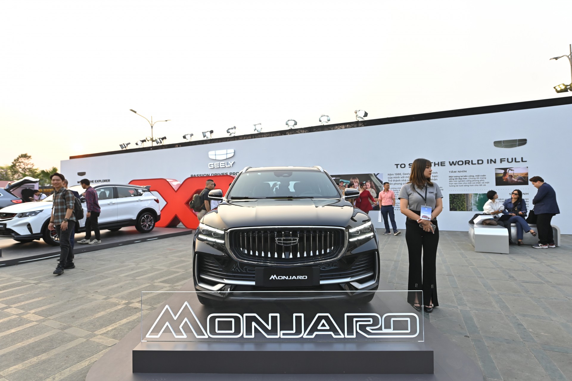 Chi tiết mẫu xe Trung Quốc Geely Monjaro: SUV cỡ D nhưng giá dưới một tỷ đồng, nhiều trang bị lạ