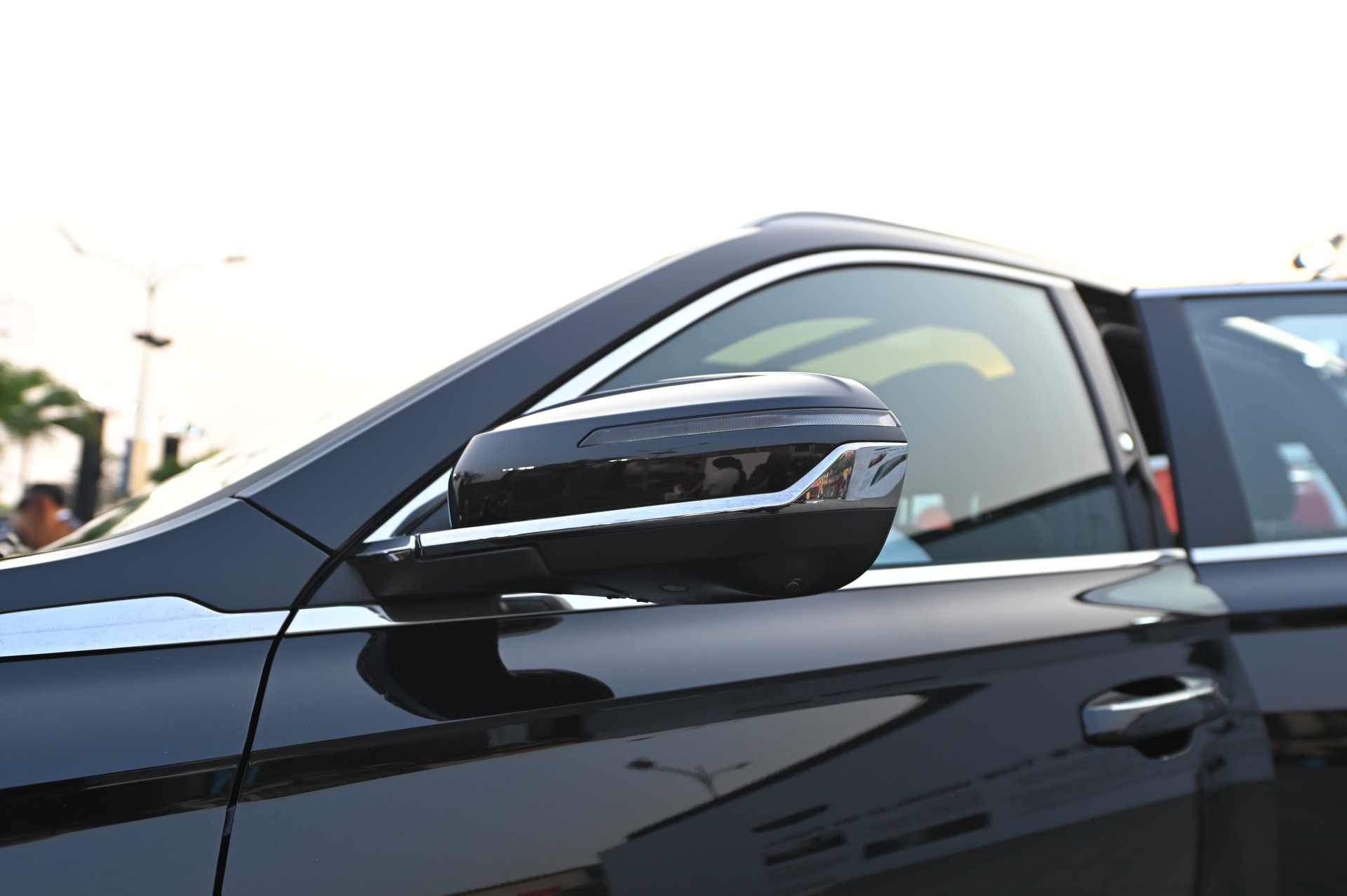 Chi tiết mẫu xe Trung Quốc Geely Monjard: SUV cỡ D nhưng giá dưới một tỷ đồng, nhiều trang bị lạ Chi tiết mẫu xe Trung Quốc Geely Monjaro: SUV cỡ D nhưng giá dưới một tỷ đồng, nhiều trang bị lạ