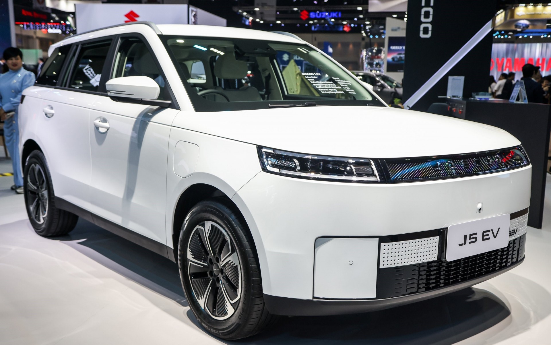 Jaecoo J5 EV, SUV điện thân thiện với thú cưng Jaecoo J5 EV, SUV điện thân thiện với thú cưng