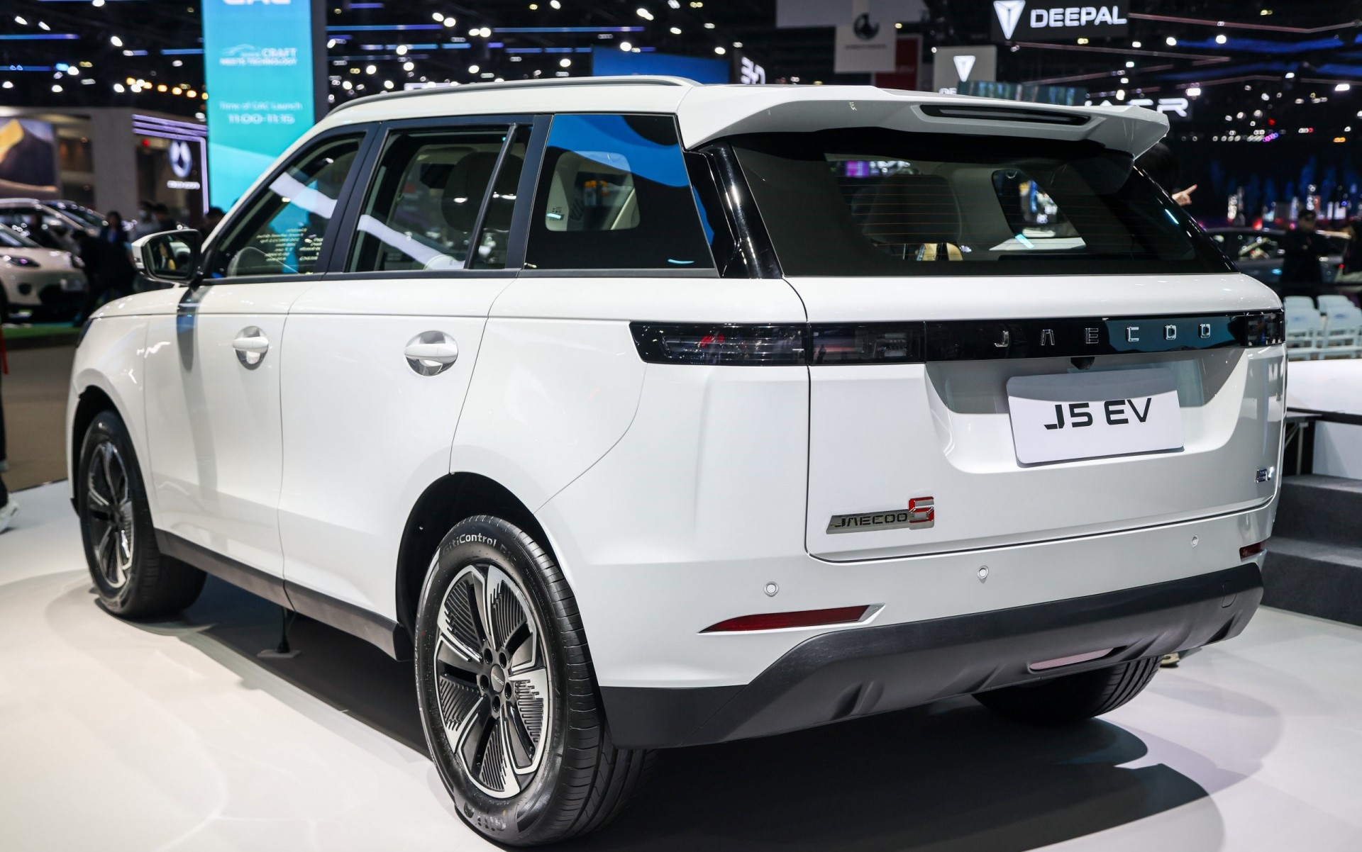 Jaecoo J5 EV, SUV điện thiết kế đặc biệt dành cho người nuôi thú cưng Jaecoo J5 EV, SUV điện thiết kế đặc biệt dành cho người nuôi thú cưng
