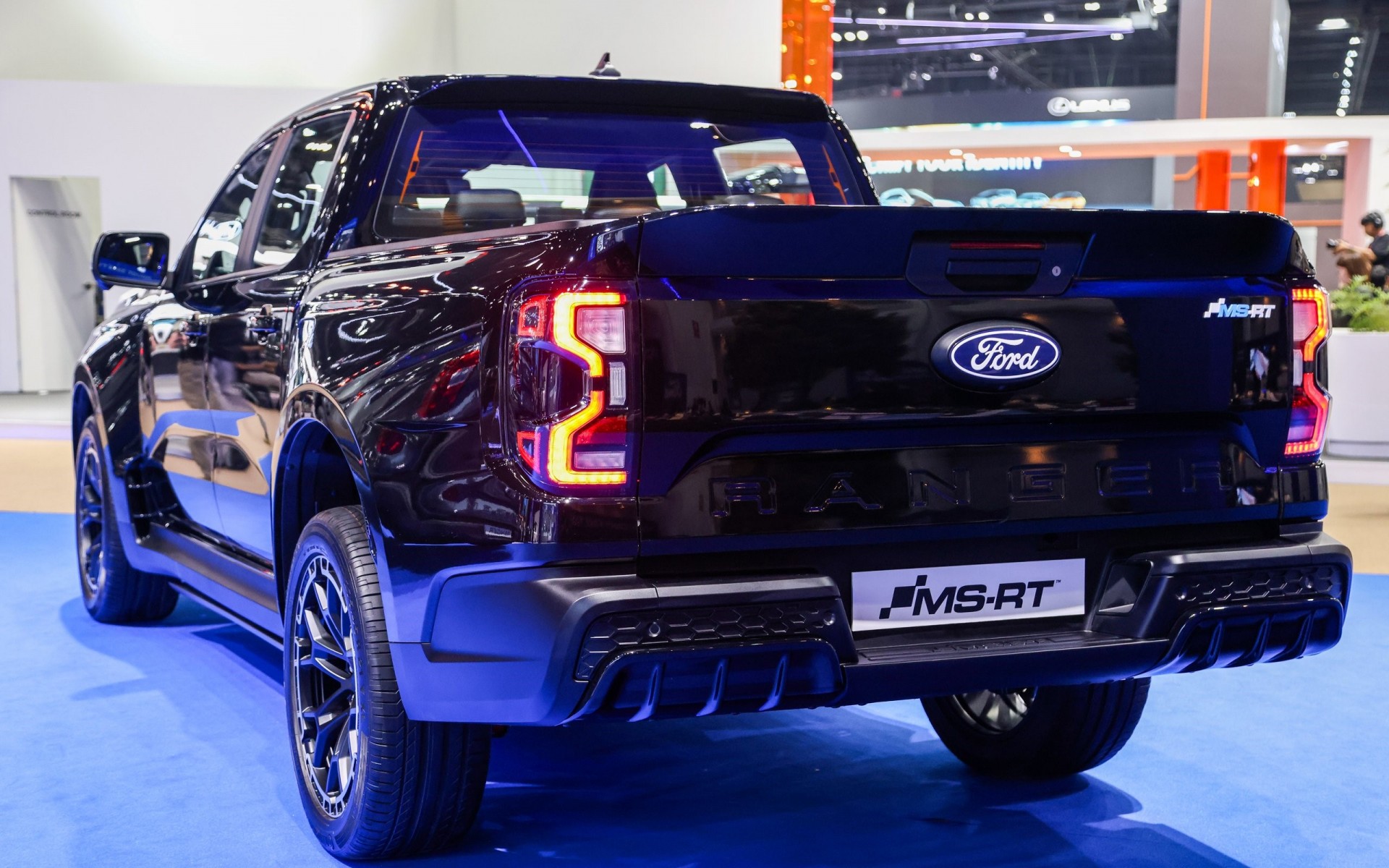 Ford Ranger MS-RT chiếc bán tải mang đậm phong cách xe đua Ford Ranger MS-RT chiếc bán tải mang đậm phong cách xe đua