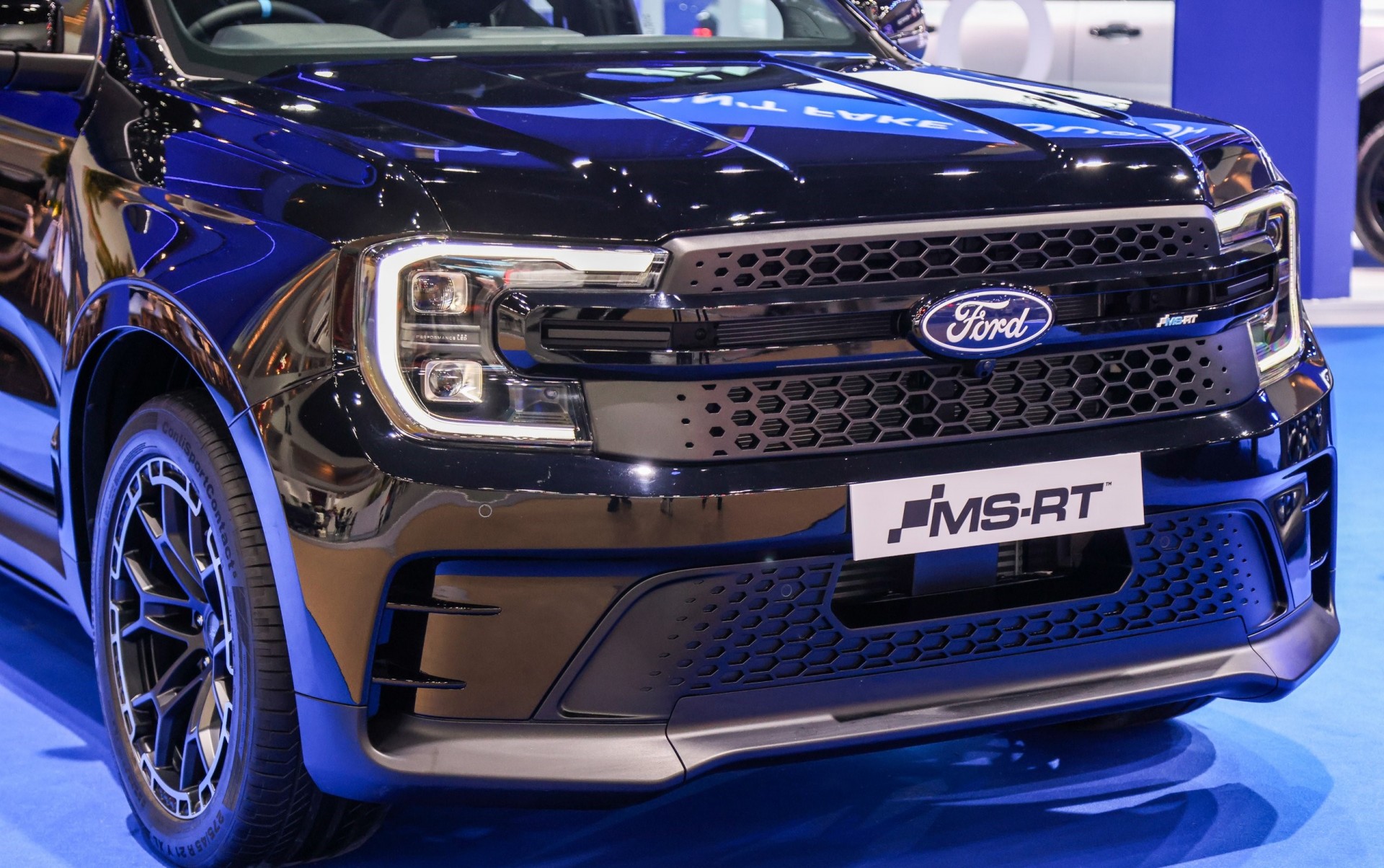 Ford Ranger MS-RT chiếc bán tải mang đậm phong cách xe đua Ford Ranger MS-RT chiếc bán tải mang đậm phong cách xe đua