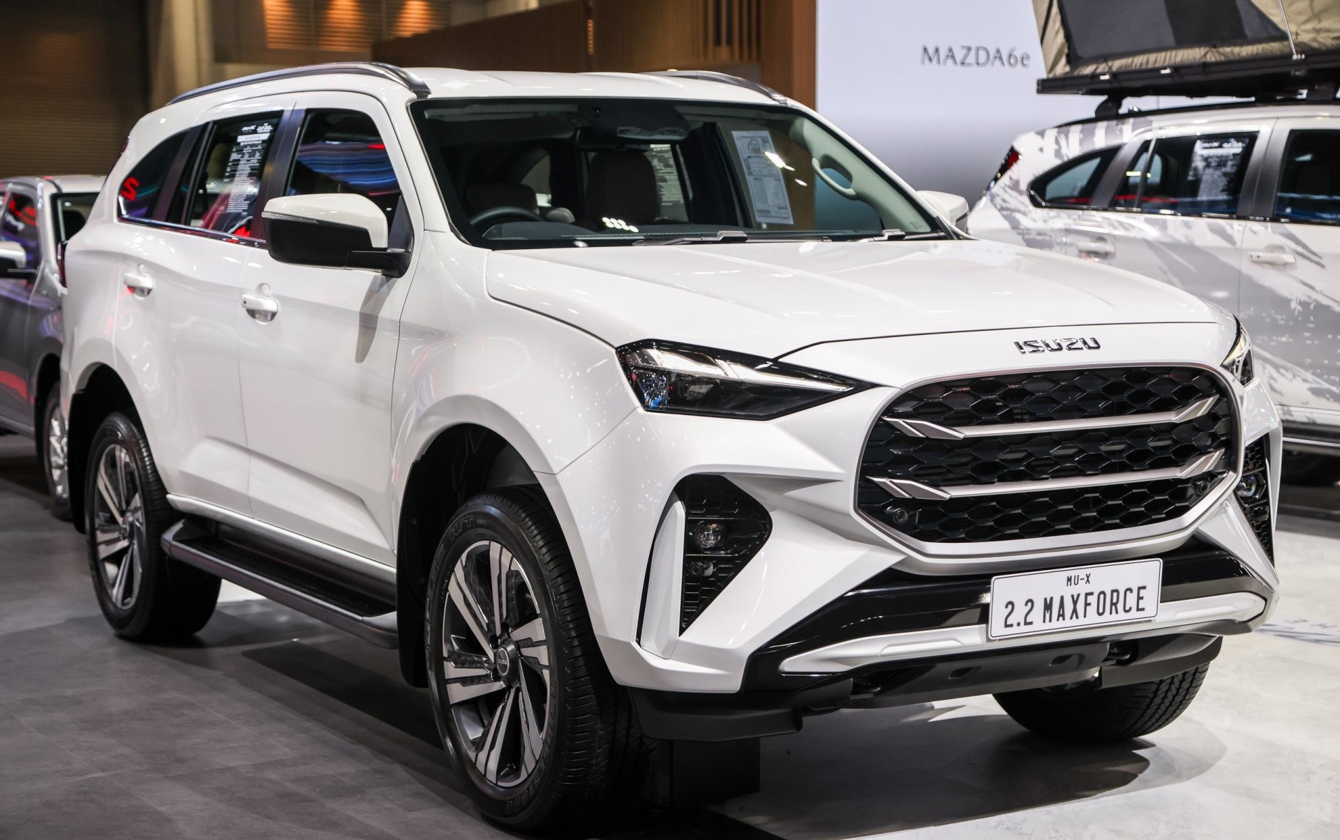 Bộ đôi Isuzu D-Max và Mu-X 2025 được trang bị động cơ 2.2L hoàn toàn mới Bộ đôi Isuzu D-Max và Mu-X 2025 được trang bị động cơ 2.2L hoàn toàn mới