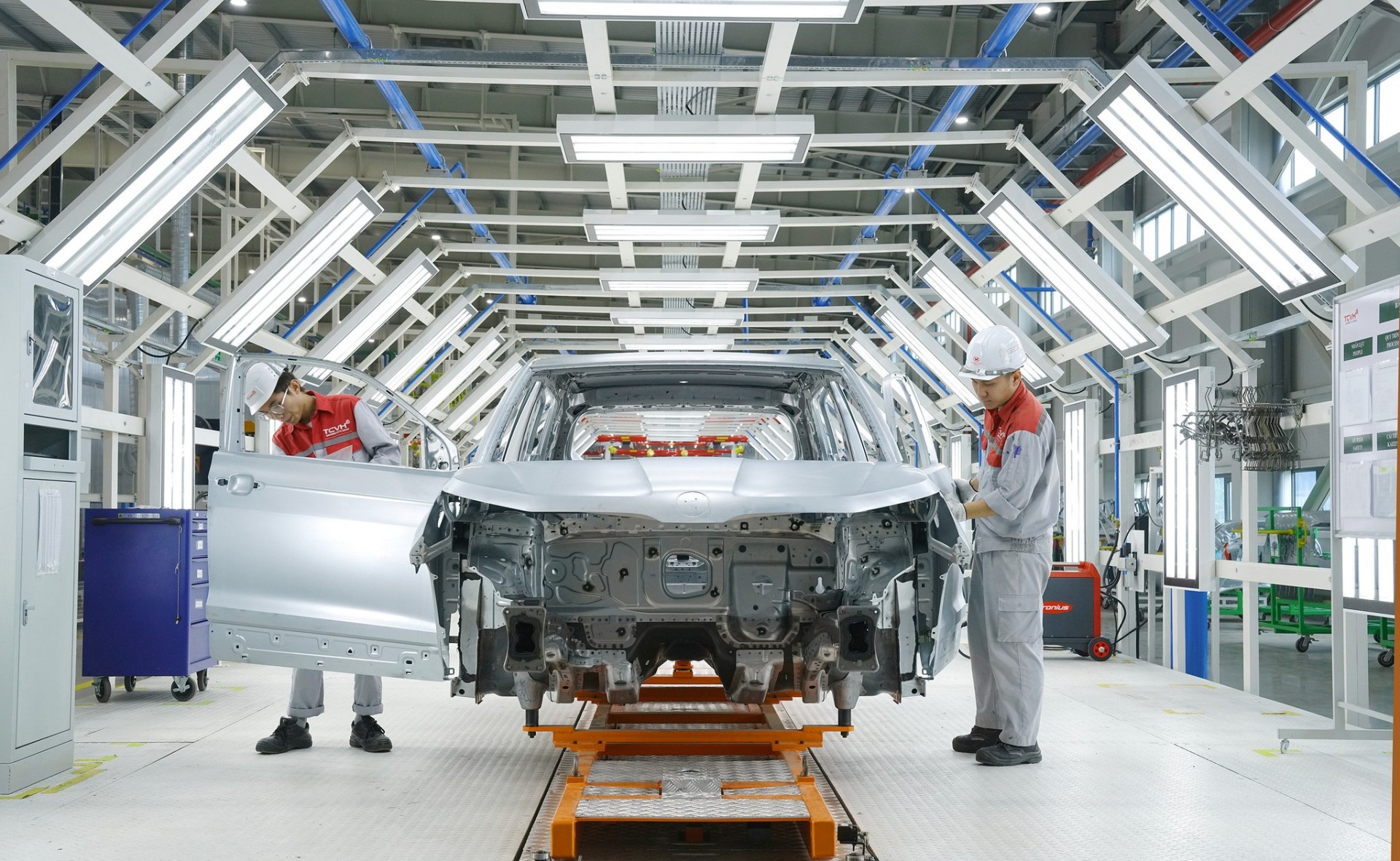 Nhà máy Skoda đầu tiên tại Đông Nam Á chính thức đi vào hoạt động, xe đầu tiên bán ra từ quý II/2025 Nhà máy Skoda đầu tiên tại Đông Nam Á chính thức đi vào hoạt động, xe đầu tiên bán ra từ quý II/2025