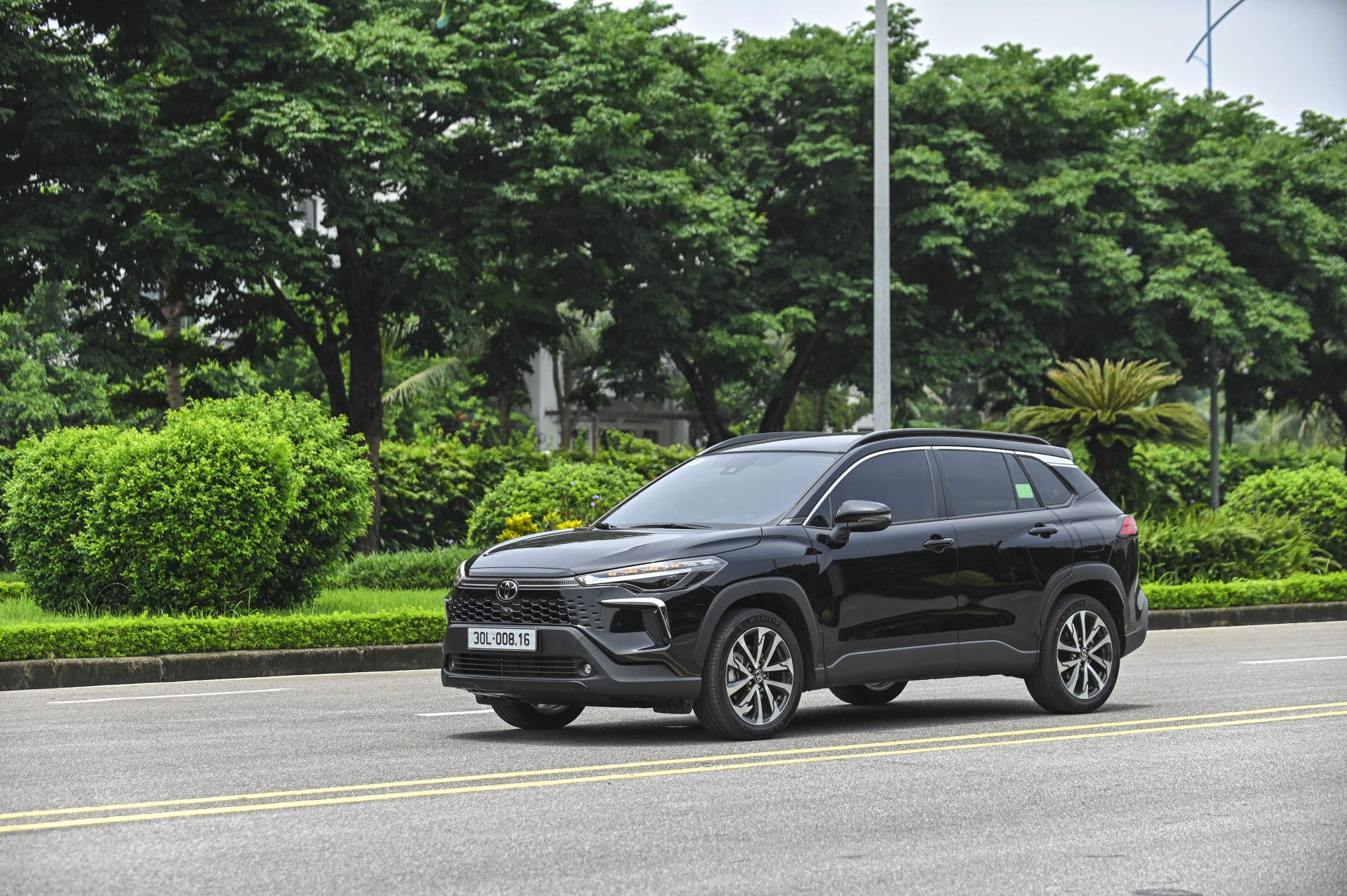 CEO Vua Dép Lốp tiết lộ lý do chọn Toyota Corolla Cross