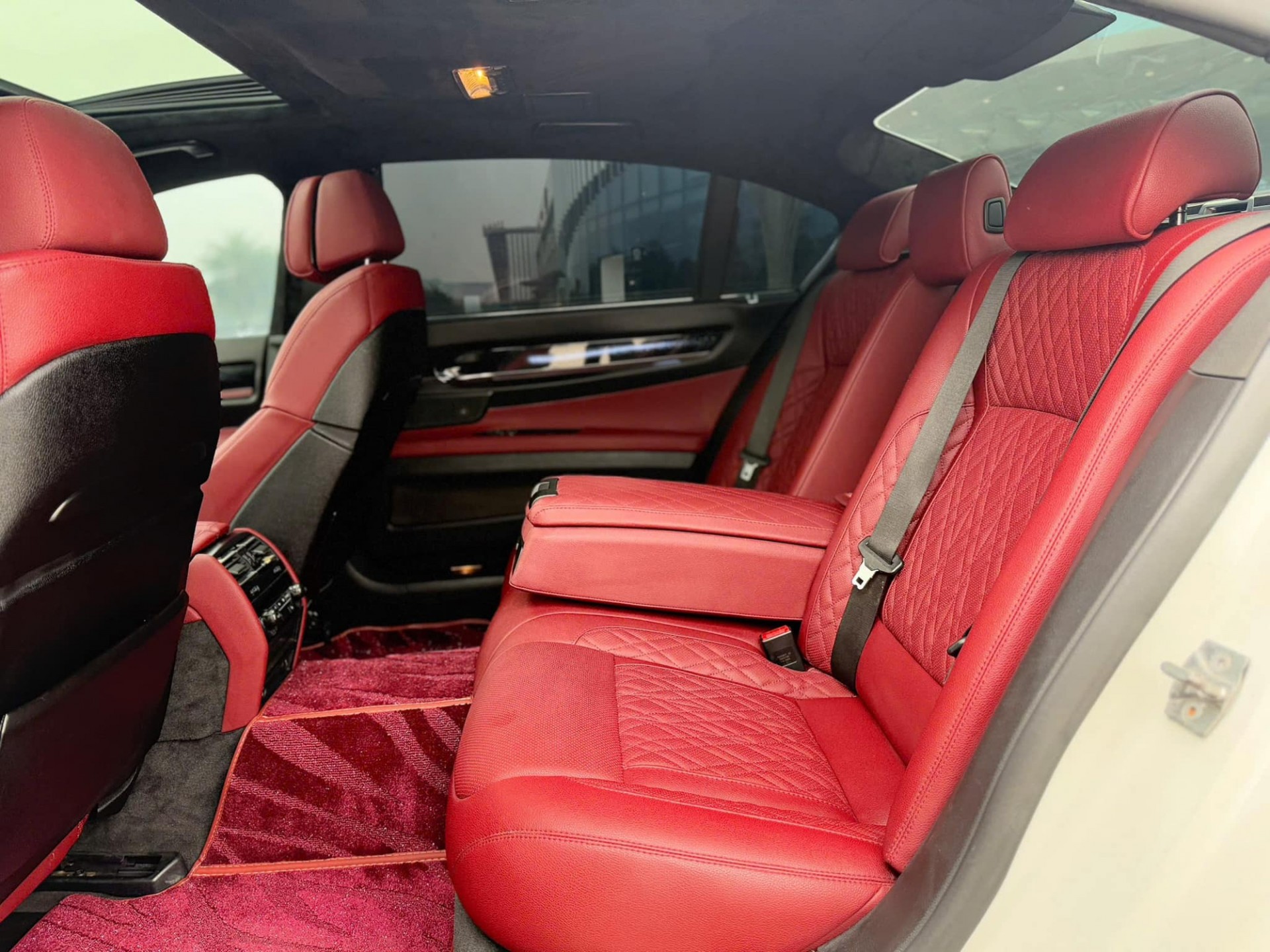BMW 750Li 2010 BMW 750Li 2010