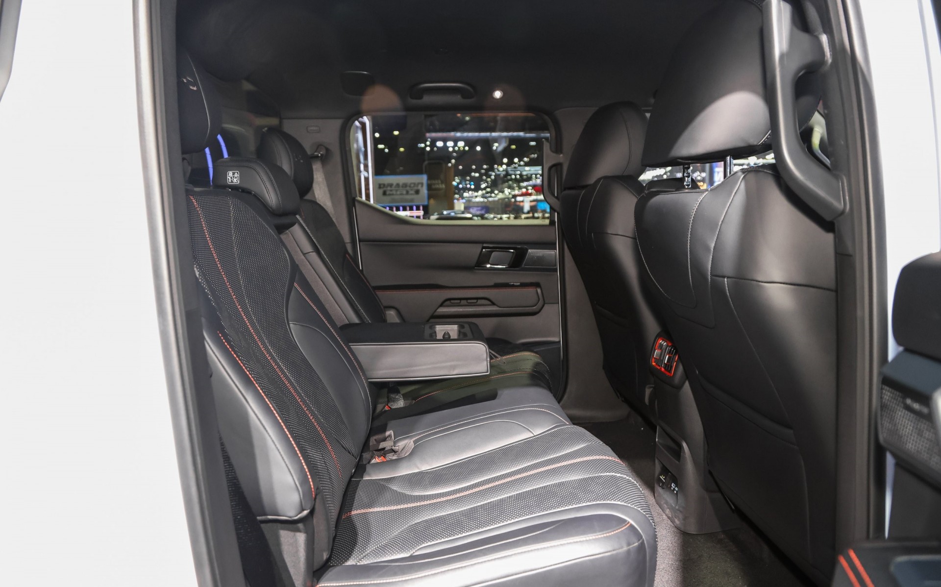 BYD Shark 6 bán tải hybrid nhanh như xe thể thao, 'đe dọa' Ranger Raptor BYD Shark 6 bán tải hybrid nhanh như xe thể thao, 'đe dọa' Ranger Raptor