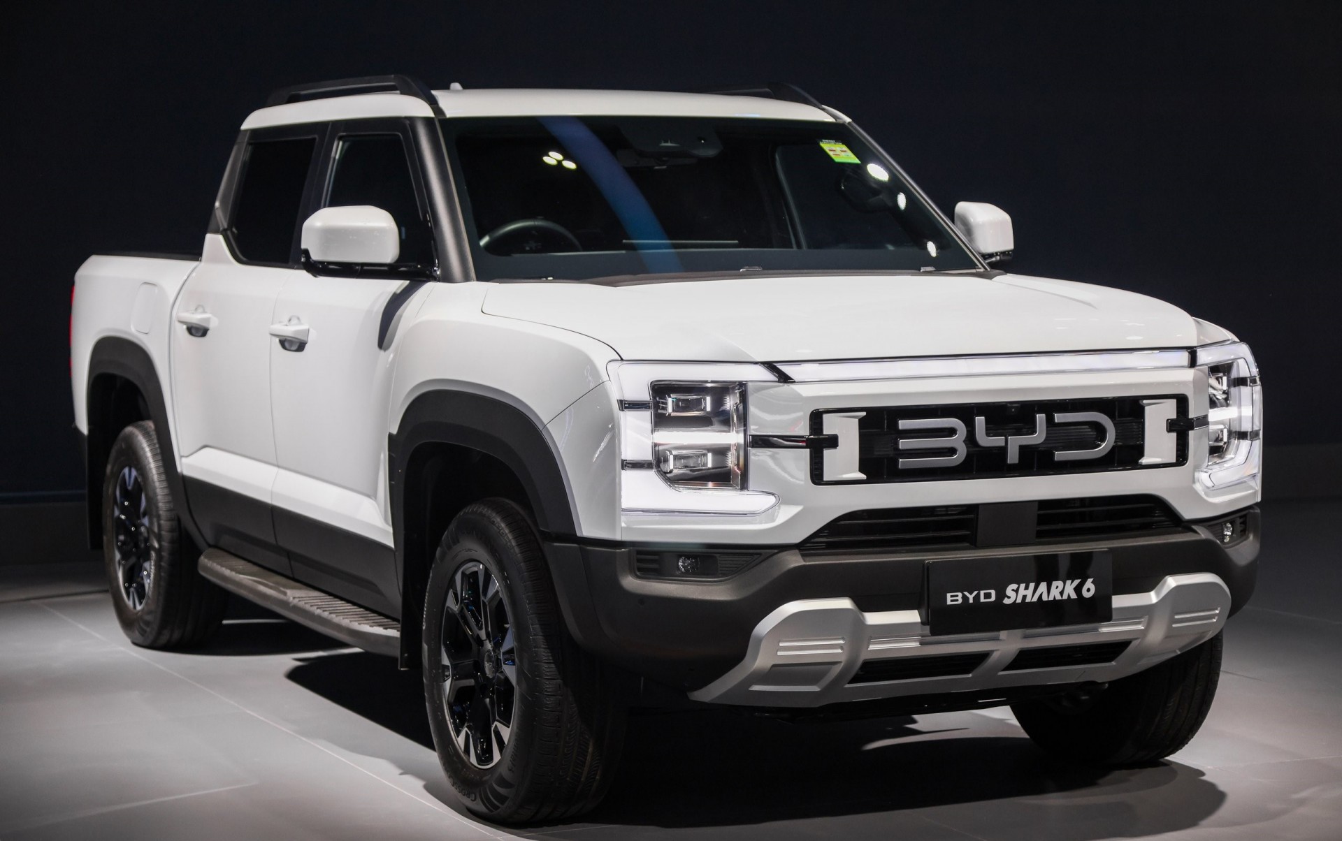 BYD Shark 6 bán tải hybrid nhanh như xe thể thao, 'đe dọa' Ranger Raptor BYD Shark 6 bán tải hybrid nhanh như xe thể thao, 'đe dọa' Ranger Raptor