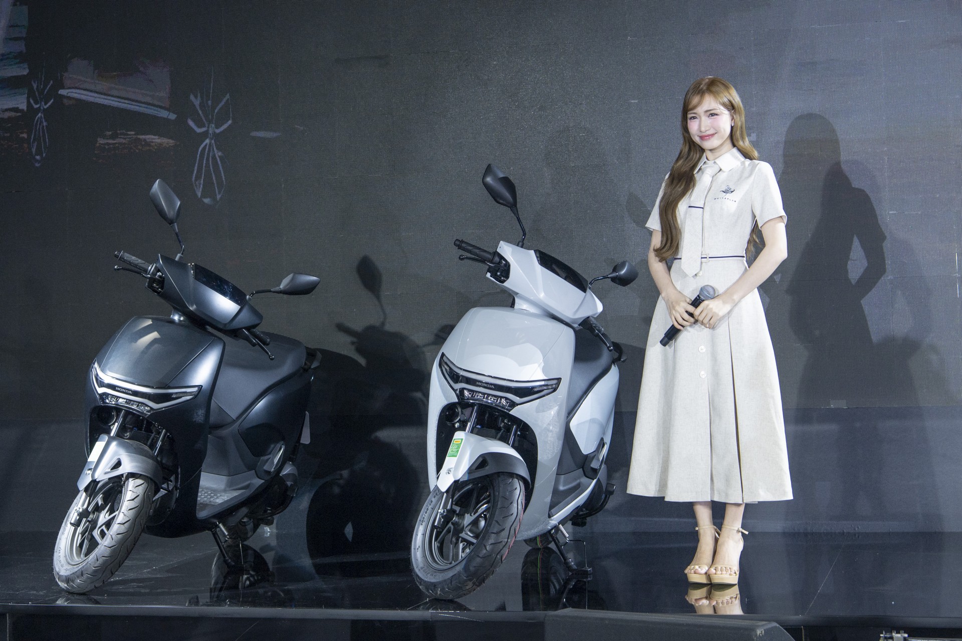 Honda HR-V Hybrid trình làng cùng hai mẫu xe máy điện Icon e:, CUV - e: Honda HR-V Hybrid trình làng cùng hai mẫu xe máy điện Icon e:, CUV - e: