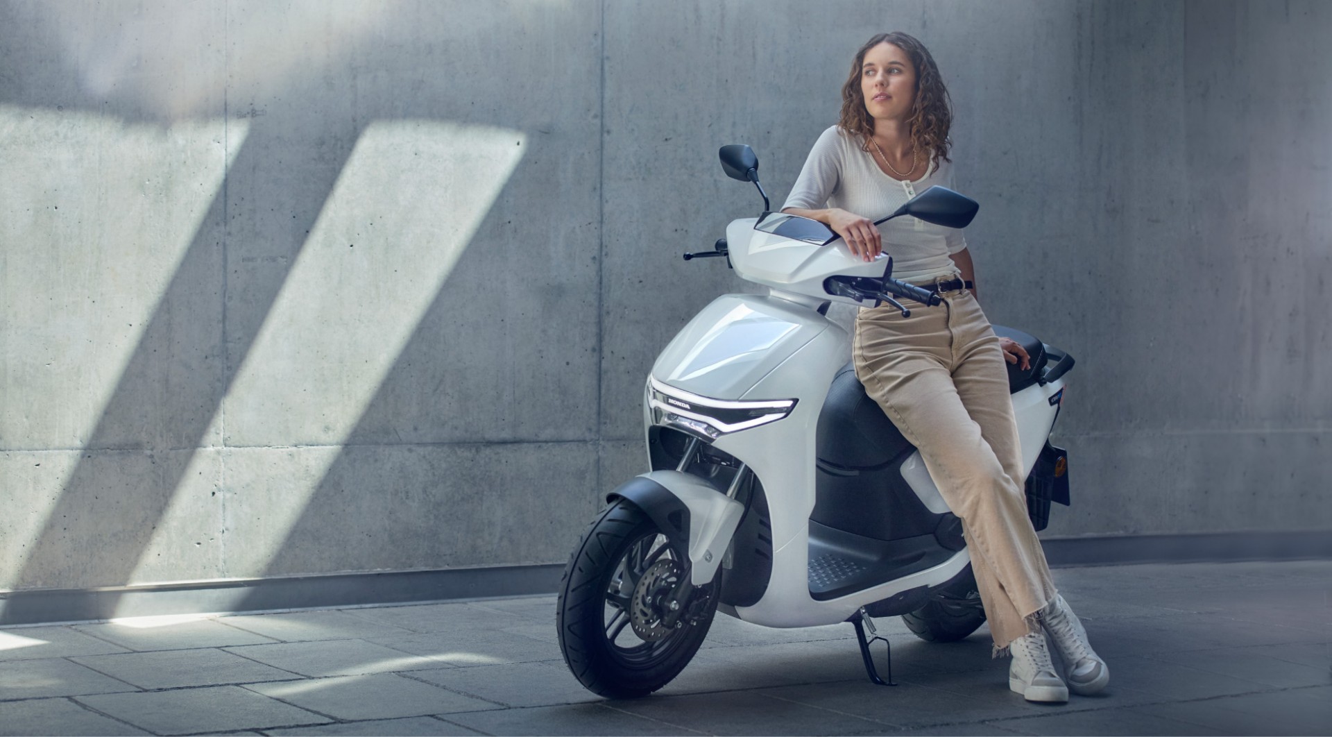Honda HR-V Hybrid trình làng cùng hai mẫu xe máy điện Icon e:, CUV - e: Honda HR-V Hybrid trình làng cùng hai mẫu xe máy điện Icon e:, CUV - e: