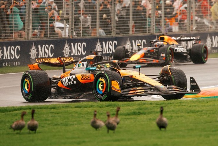 F1 2025: McLaren khởi đầu rực rỡ, Red Bull gặp thách thức, mùa giải mở ra cuộc đua khốc liệt F1 2025: McLaren khởi đầu rực rỡ, Red Bull gặp thách thức, mùa giải mở ra cuộc đua khốc liệt