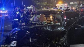 Thoát nạn kỳ diệu sau khi xe BMW lao xuống từ cầu 12 mét vì tin Google Maps