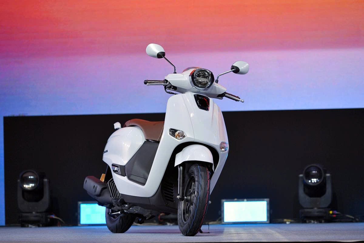 Honda Giorno+, xe tay ga cổ điển giá 'mềm' nhiều khả năng được đưa về Việt Nam Honda Giorno+, xe tay ga cổ điển giá 'mềm' nhiều khả năng được đưa về Việt Nam