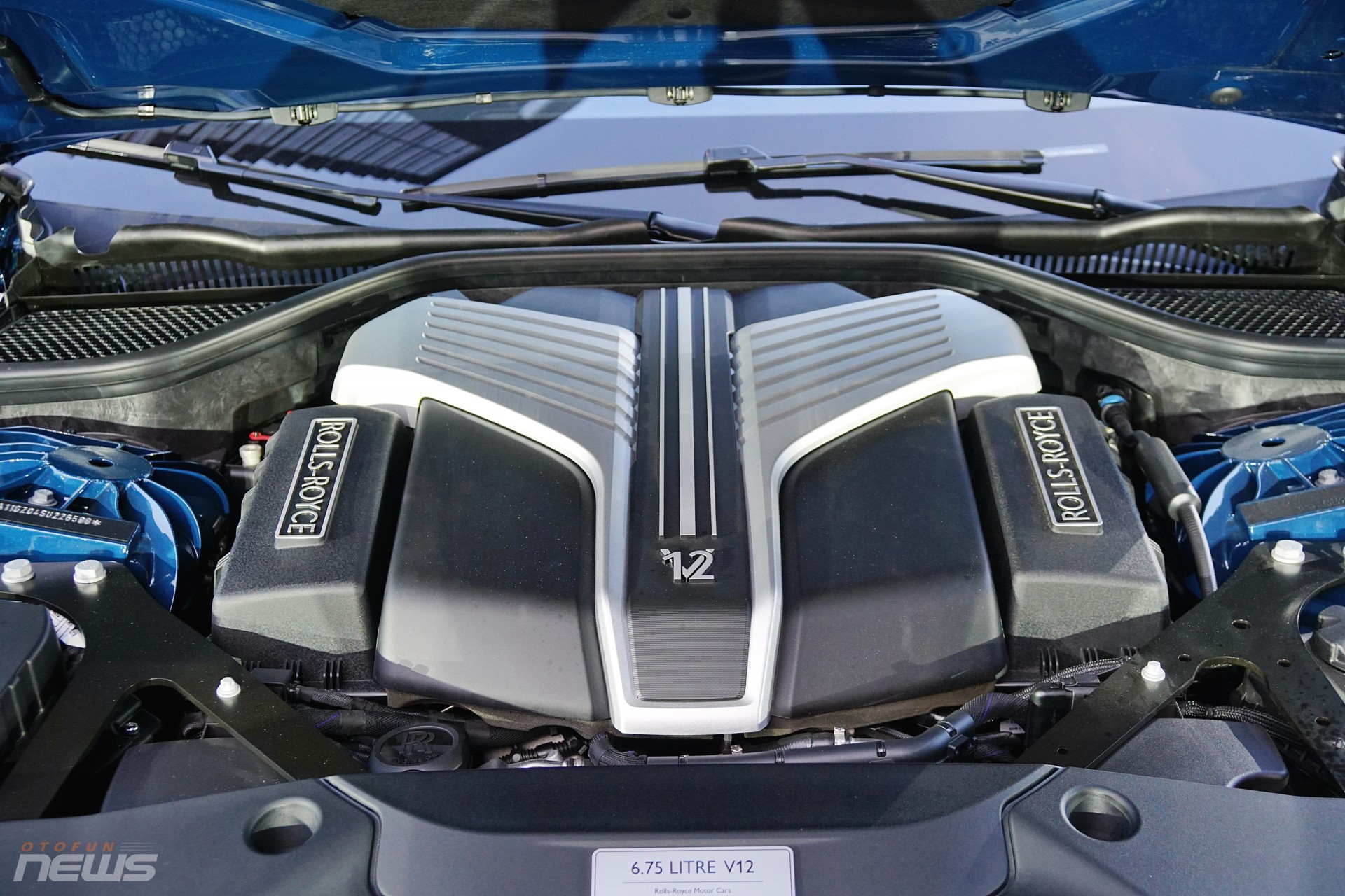Rolls-Royce Ghost Series II hơn gần 35 tỷ tại Việt Nam có gì đặc biệt? Rolls-Royce Ghost Series II hơn gần 35 tỷ tại Việt Nam có gì đặc biệt?