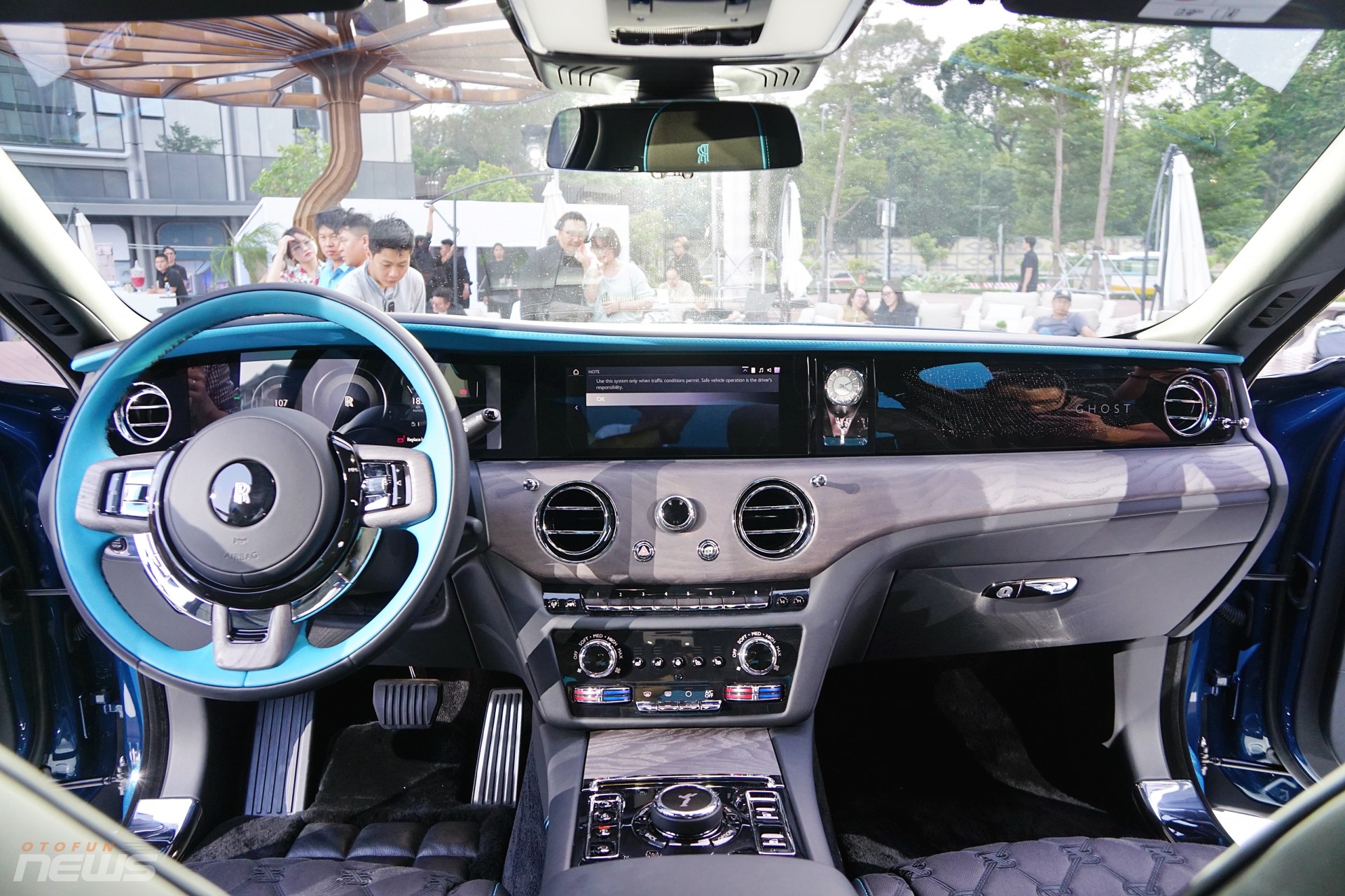 Rolls-Royce Ghost Series II hơn gần 35 tỷ tại Việt Nam có gì đặc biệt? Rolls-Royce Ghost Series II hơn gần 35 tỷ tại Việt Nam có gì đặc biệt?