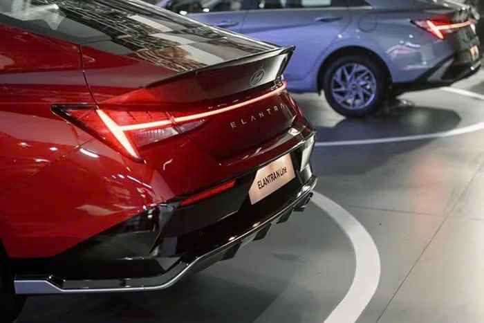 Hyundai Elantra 2025 từ 485 triệu ra mắt Đông Nam Á, có bản hybrid, rộng cửa về Việt Nam Hyundai Elantra 2025 từ 485 triệu ra mắt Đông Nam Á, có bản hybrid, rộng cửa về Việt Nam
