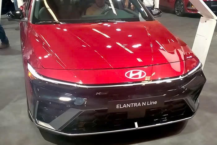 Hyundai Elantra 2025 từ 485 triệu ra mắt Đông Nam Á, có bản hybrid, rộng cửa về Việt Nam Hyundai Elantra 2025 từ 485 triệu ra mắt Đông Nam Á, có bản hybrid, rộng cửa về Việt Nam