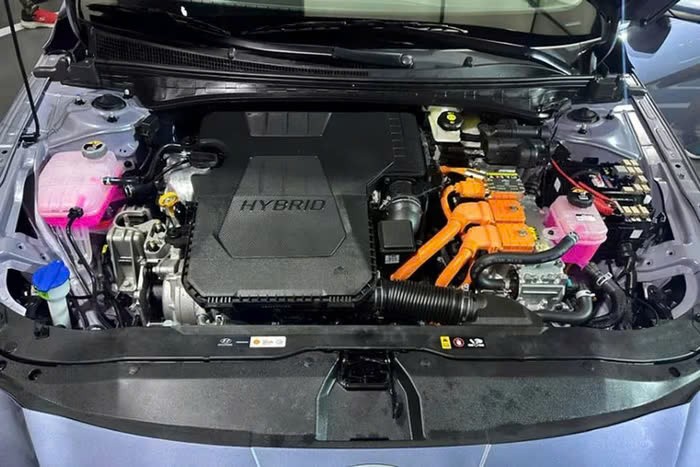 Hyundai Elantra 2025 từ 485 triệu ra mắt Đông Nam Á, có bản hybrid, rộng cửa về Việt Nam Hyundai Elantra 2025 từ 485 triệu ra mắt Đông Nam Á, có bản hybrid, rộng cửa về Việt Nam