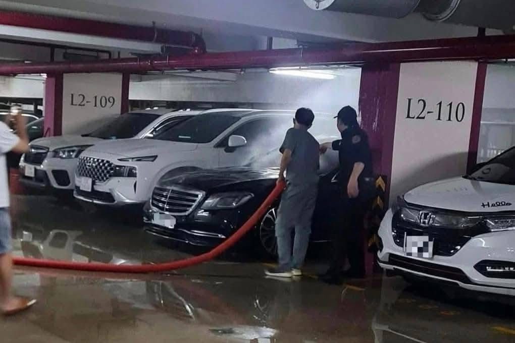 Mercedes-Benz 'phản pháo' phát ngôn ‘con chuột chịu trách nhiệm hình sự’ Mercedes-Benz 'phản pháo' phát ngôn ‘con chuột chịu trách nhiệm hình sự’
