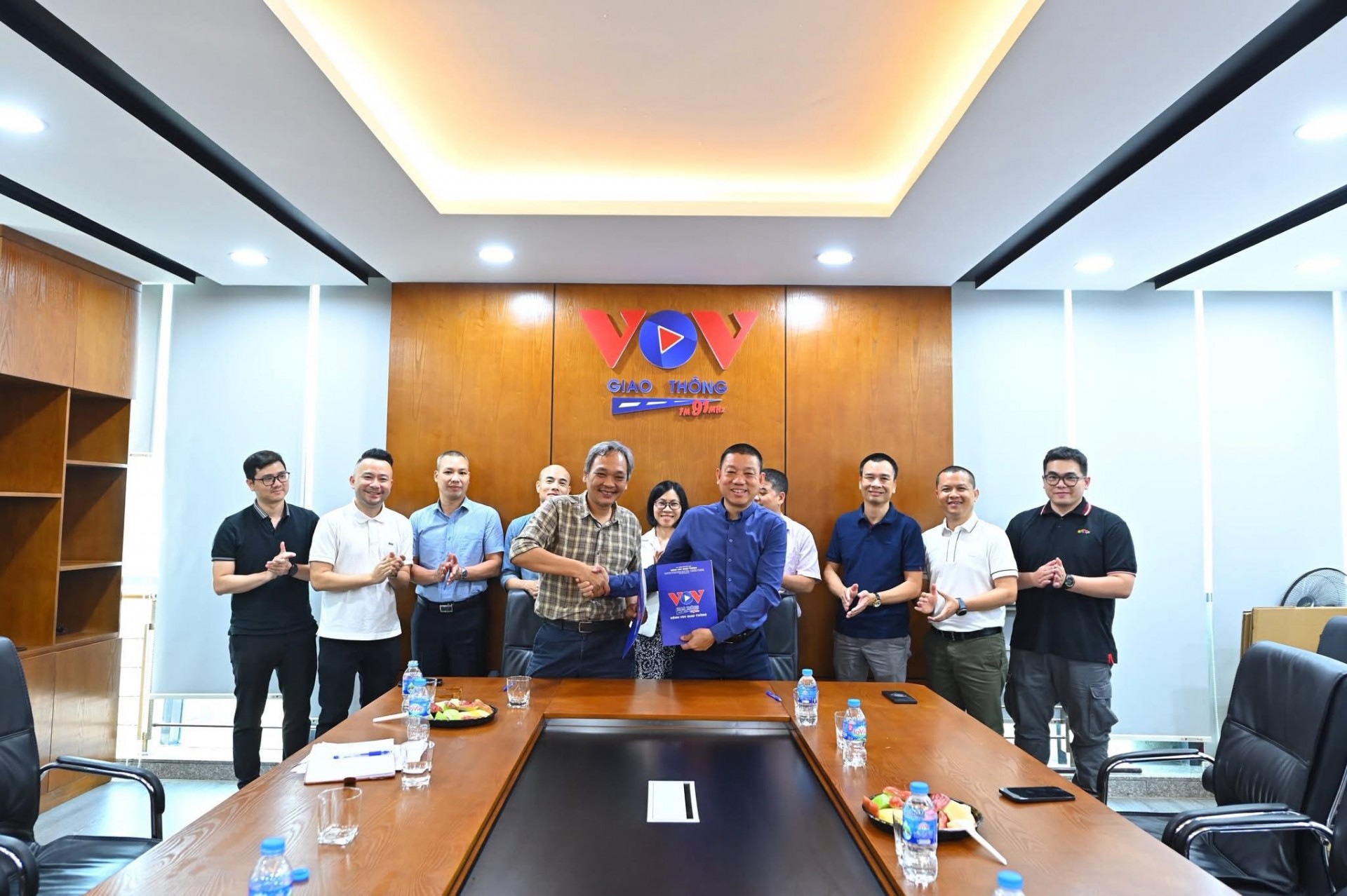 OTV Media ký thoả thuận hợp tác với Ban VOV Giao thông Quốc gia OTV Media ký thoả thuận hợp tác với Ban VOV Giao thông Quốc gia