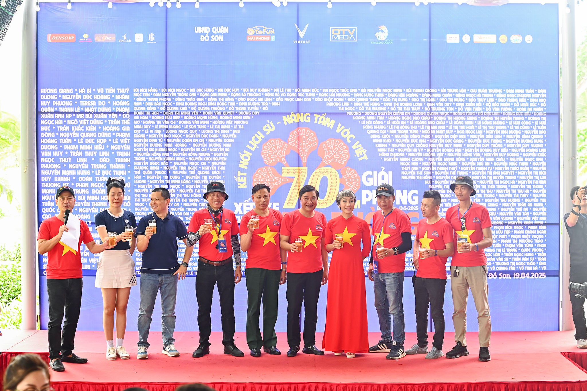 Sự kiện Xếp xe Chào mừng 70 năm giải phóng thành phố Hải Phòng Sự kiện xếp xe chào mừng 70 năm giải phóng thành phố Hải Phòng