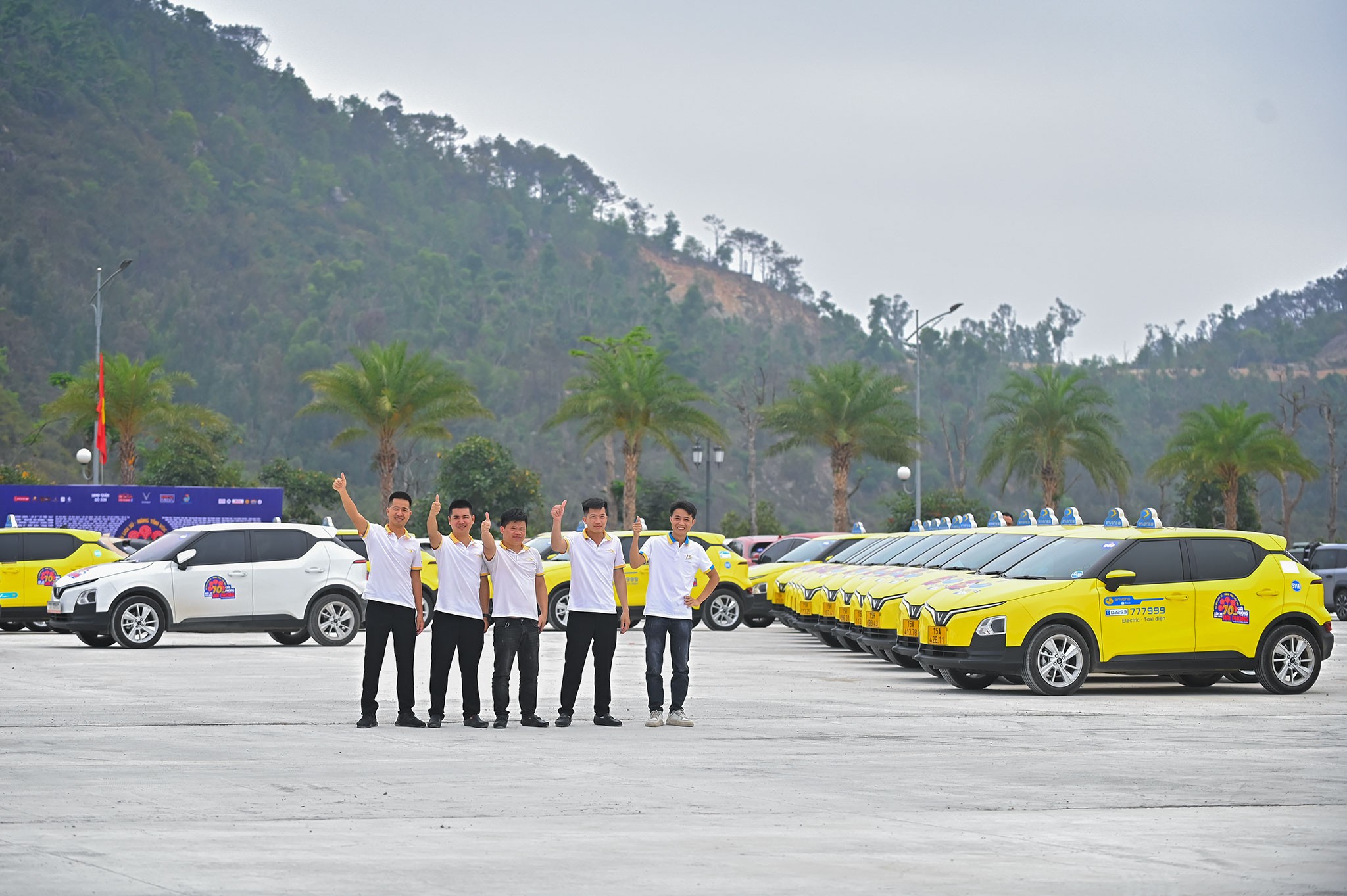 Sự kiện Xếp xe Chào mừng 70 năm giải phóng thành phố Hải Phòng Sự kiện xếp xe chào mừng 70 năm giải phóng thành phố Hải Phòng