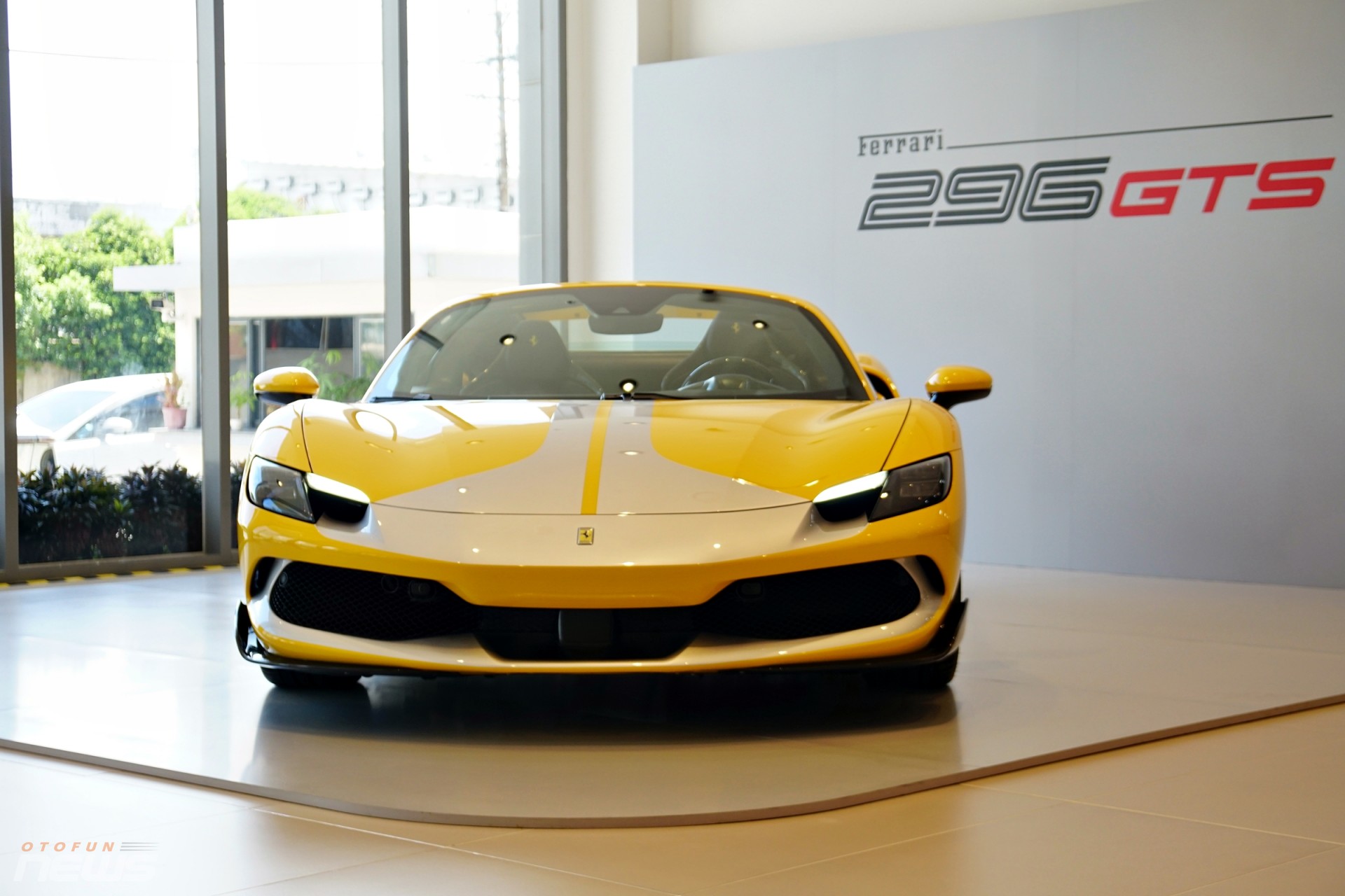 Ferrari 296 GTS Assetto Fiorano đầu tiên và độc nhất Việt Nam Ferrari 296 GTS Assetto Fiorano đầu tiên và độc nhất Việt Nam