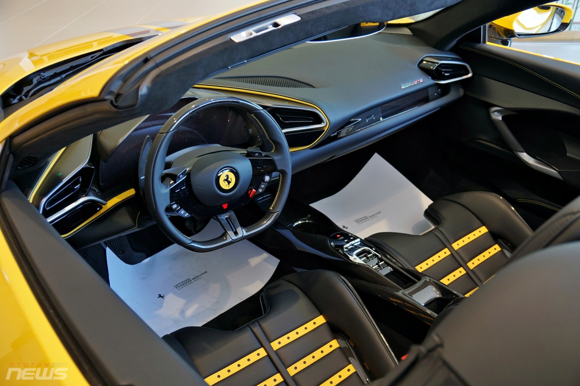 Ferrari 296 GTS Assetto Fiorano đầu tiên và độc nhất Việt Nam Ferrari 296 GTS Assetto Fiorano đầu tiên và độc nhất Việt Nam