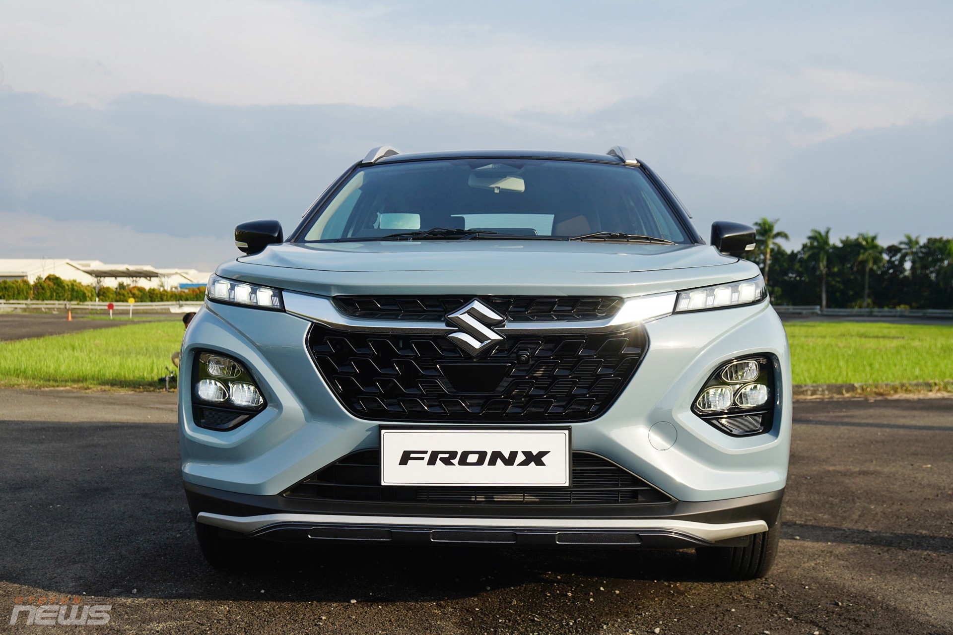 Xem trước Suzuki Fronx: Tân binh gầm cao cỡ nhỏ sắp ra mắt tại Việt Nam Xem trước Suzuki Fronx: Tân binh gầm cao cỡ nhỏ sắp ra mắt tại Việt Nam