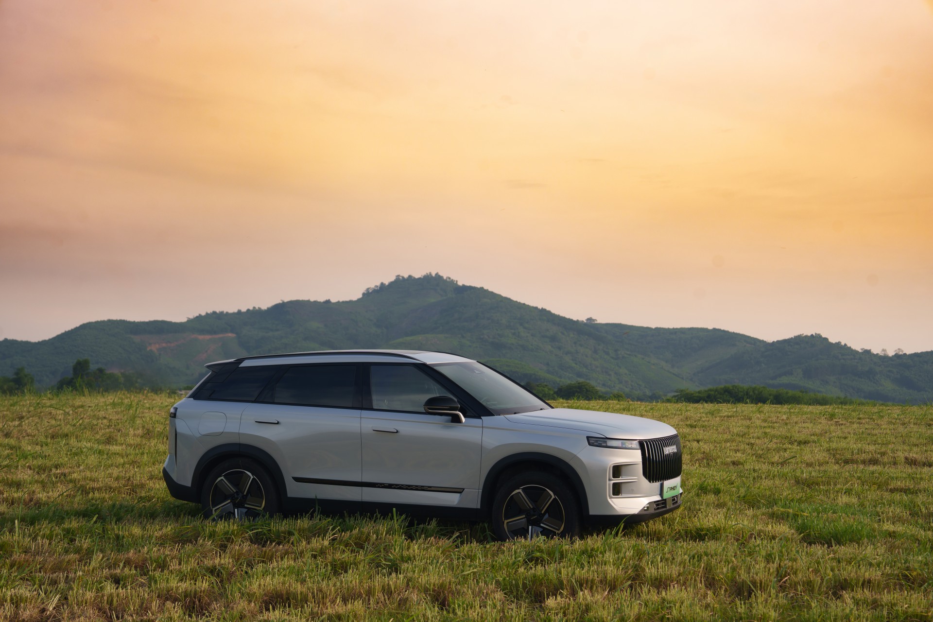 Đánh giá thực tế Jeacoo J7 PHEV: 1.300 km và cái gật đầu thuyết phục Đánh giá thực tế Jeacoo J7 PHEV: 1.300 km và cái gật đầu thuyết phục