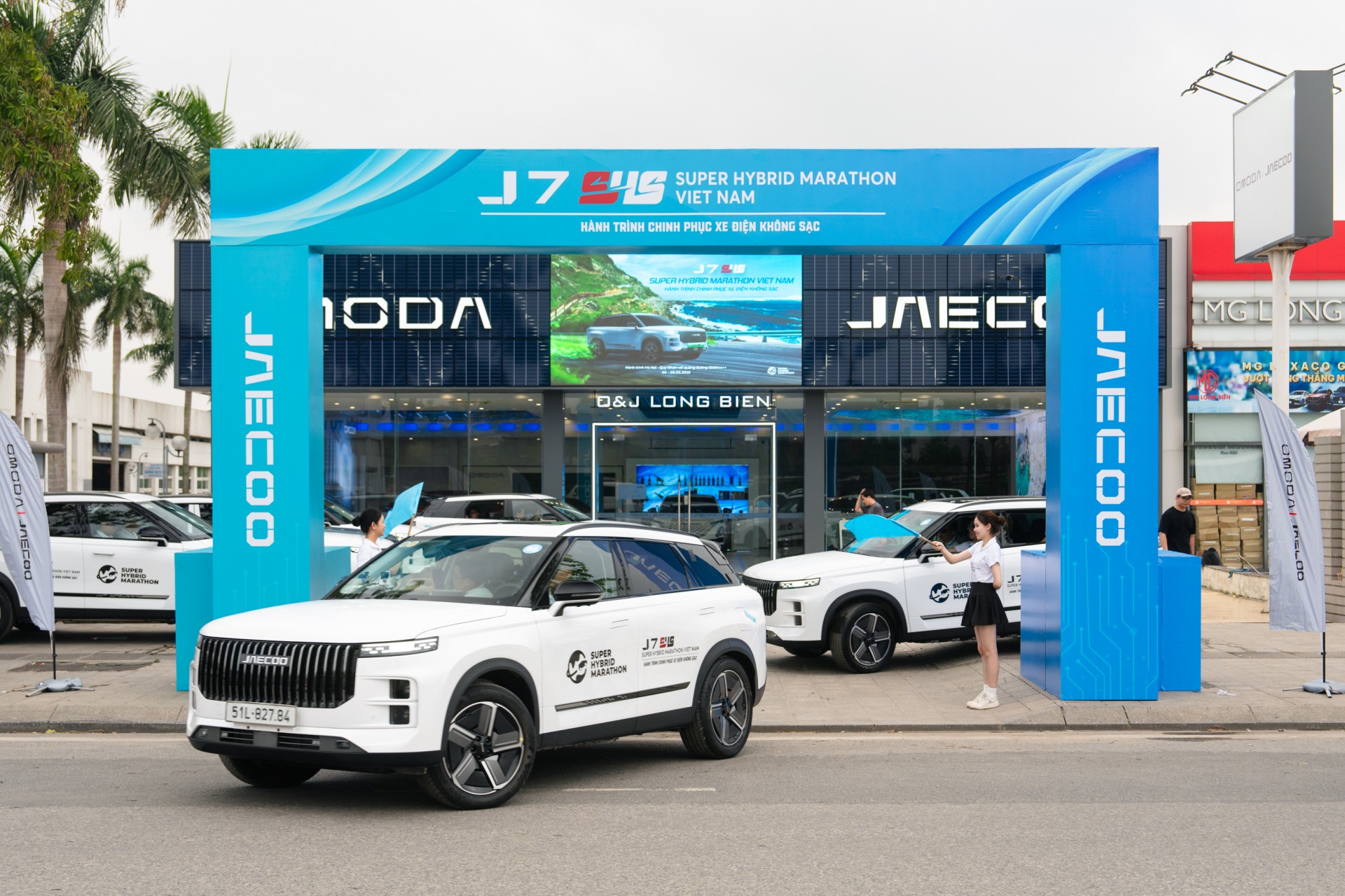Đánh giá thực tế Jeacoo J7 PHEV: 1.300 km và cái gật đầu thuyết phục Đánh giá thực tế Jeacoo J7 PHEV: 1.300 km và cái gật đầu thuyết phục