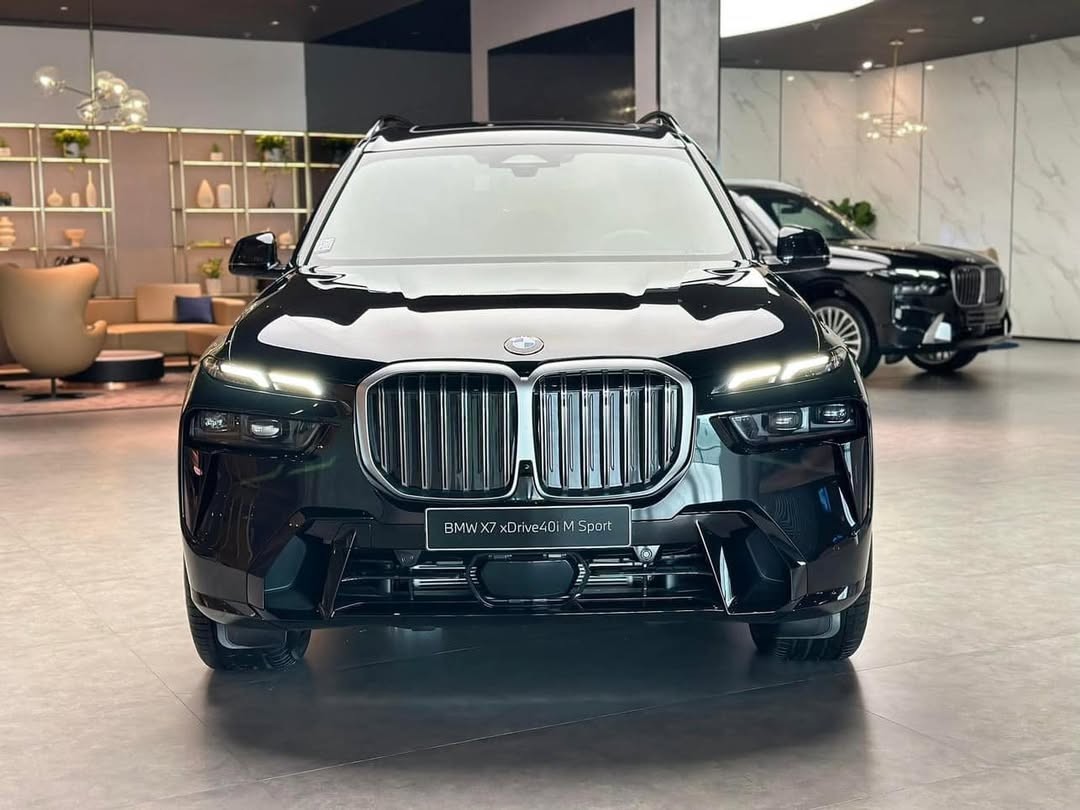 BMW X7 bất ngờ giảm giá cả gần tỷ đồng BMW X7 bất ngờ giảm giá cả gần tỷ đồng