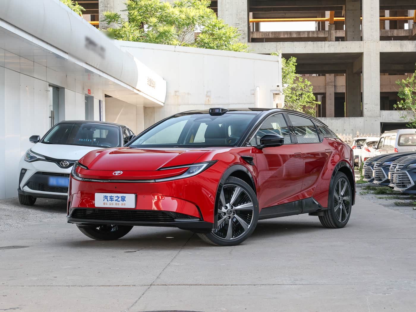 Toyota bZ5 bắt đầu xuất xưởng nhà máy ở Trung Quốc, giá khởi điểm 467 triệu đồng Toyota bZ5 bắt đầu xuất xưởng nhà máy ở Trung Quốc, giá khởi điểm 467 triệu đồng