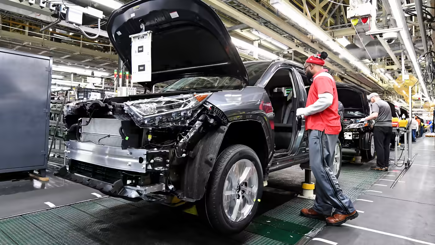 Xe điện chững nhịp, Toyota tăng tốc chiến lược hybrid toàn cầu Xe điện chững nhịp, Toyota tăng tốc chiến lược hybrid toàn cầu